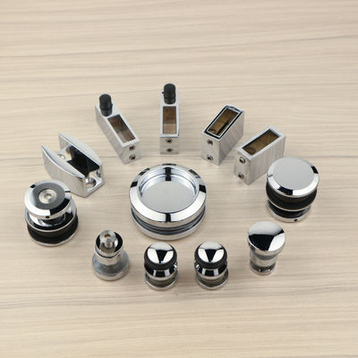 좋은 가격 우리의 유리 프레임 없는 슬라이딩 샤워문 하드웨어 키트로 욕실 장식을 업그레이드하십시오. 온라인으로